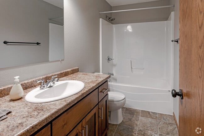 3BR, 2BA - 2,208 SF