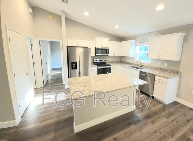 Photo - 42 Pine Trace Course