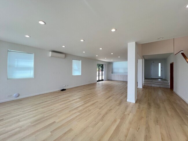 Photo - Waialae Iki | Nearly 5,000 Sq. Ft. with Breathtaking Ocean Views