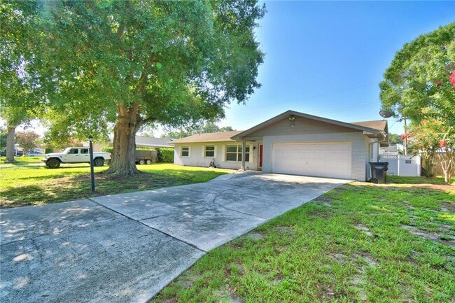 Photo - 153 Browning Cir