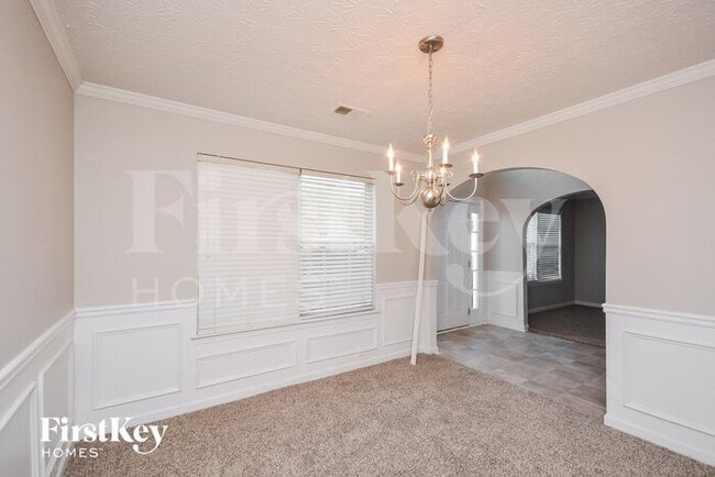 Photo - 70 Heaton Dr