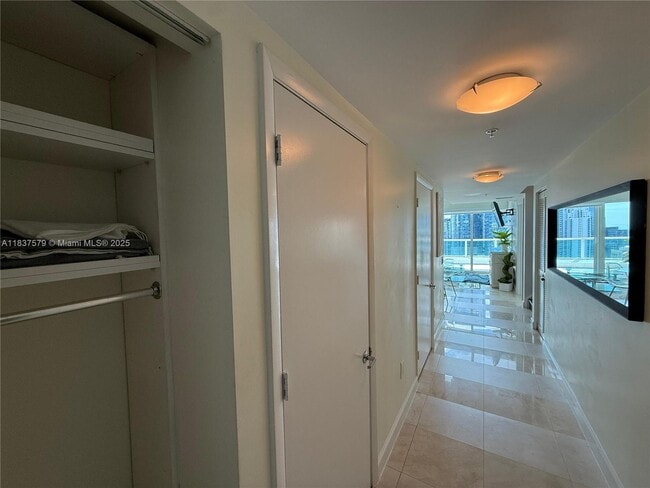 Photo - 41 SE 5th St Unit 2308