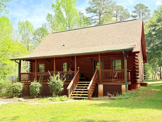 Photo - 413 Skyview Dr