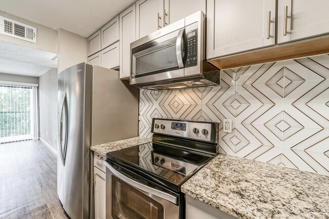 Photo - 2822 S Bartell Dr Unit 32