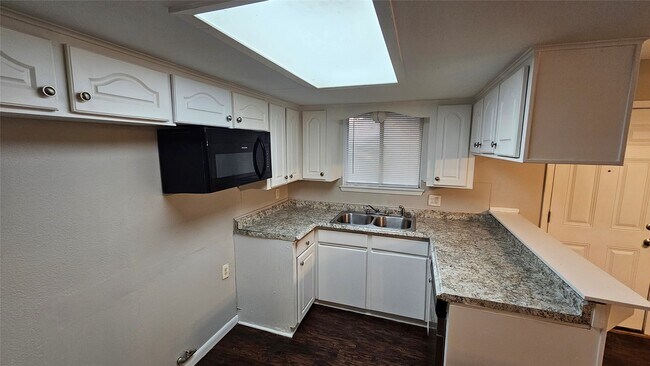 Photo - 1543 Fashion Hill Dr