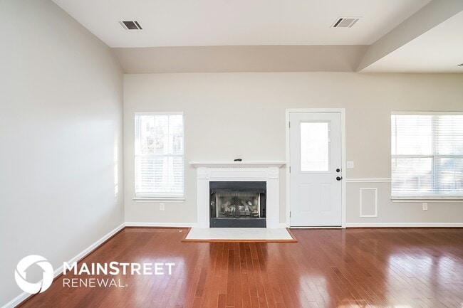 Photo - 4813 Peninsula Pointe Dr