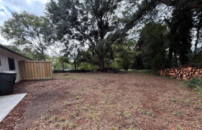 Photo - 904 8th Ave SW