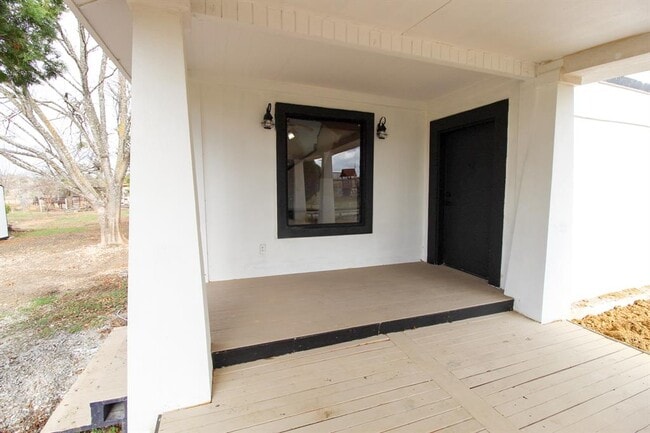 Photo - 8102 N U.S. Hwy 183