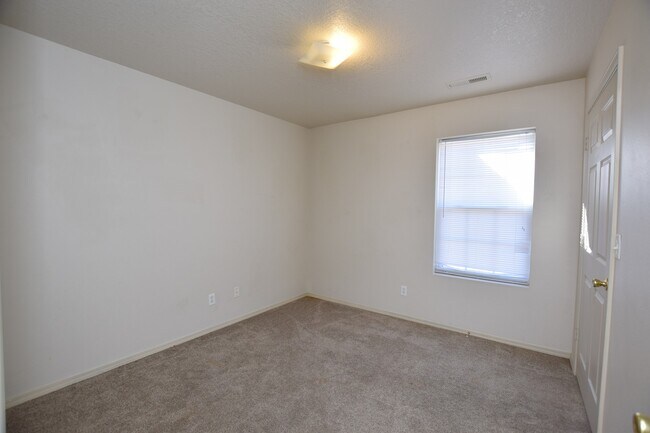 Photo - 1714 W Redbud Dr Unit 1714 B Redbud