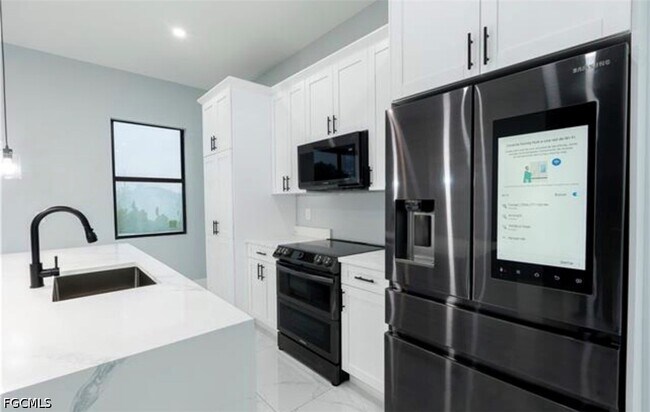 Photo - 4703 Elva Ave S