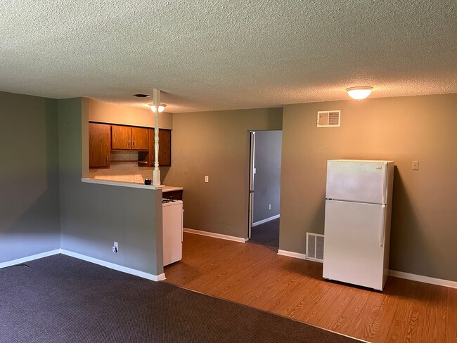 Photo - 217 N Hamilton St