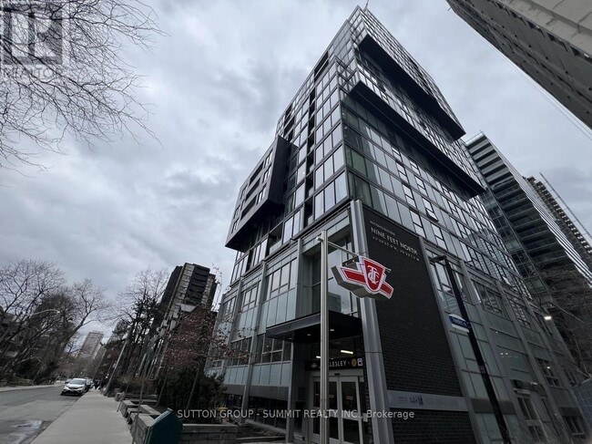 Photo - 17 Dundonald St Unit 1704