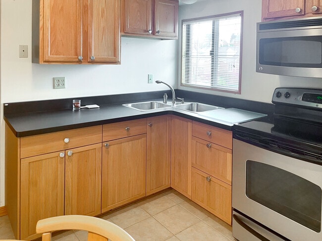 Photo - 2600 Skyline Dr Unit Apartment A