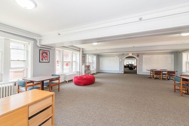 5445 Ingleside By 3L Living