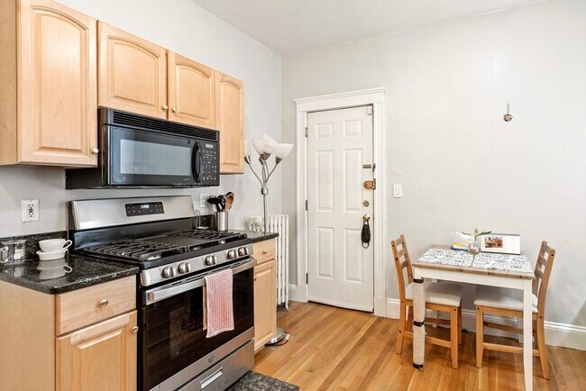 268 Windsor St Unit 2A