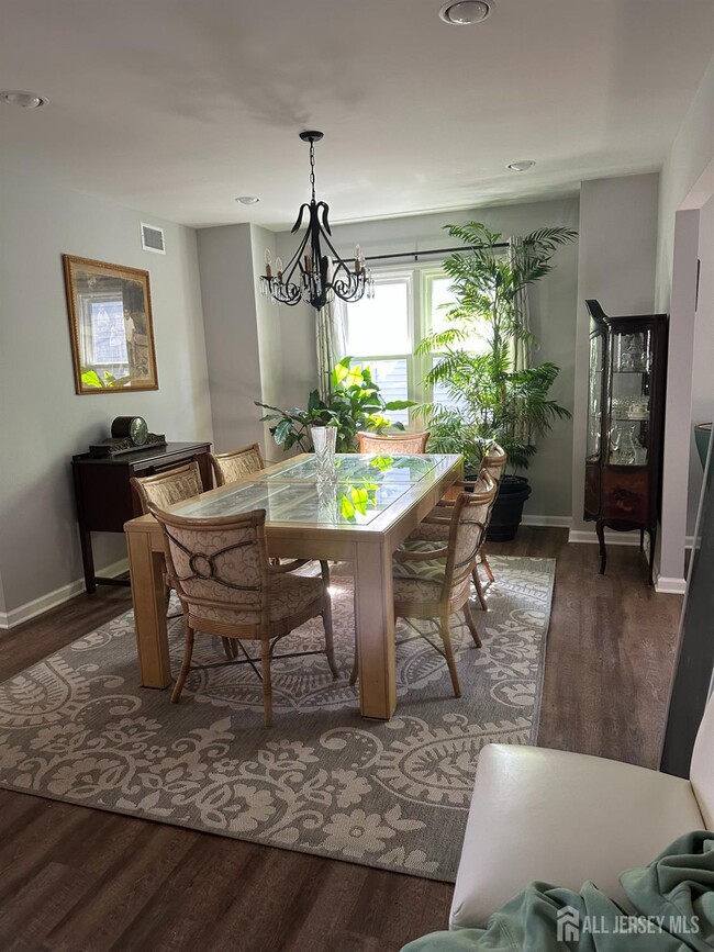 Photo - 75 5th Ave