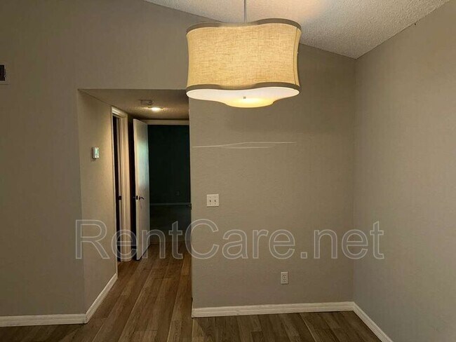 Photo - 5104 Conroy Rd Unidad #227