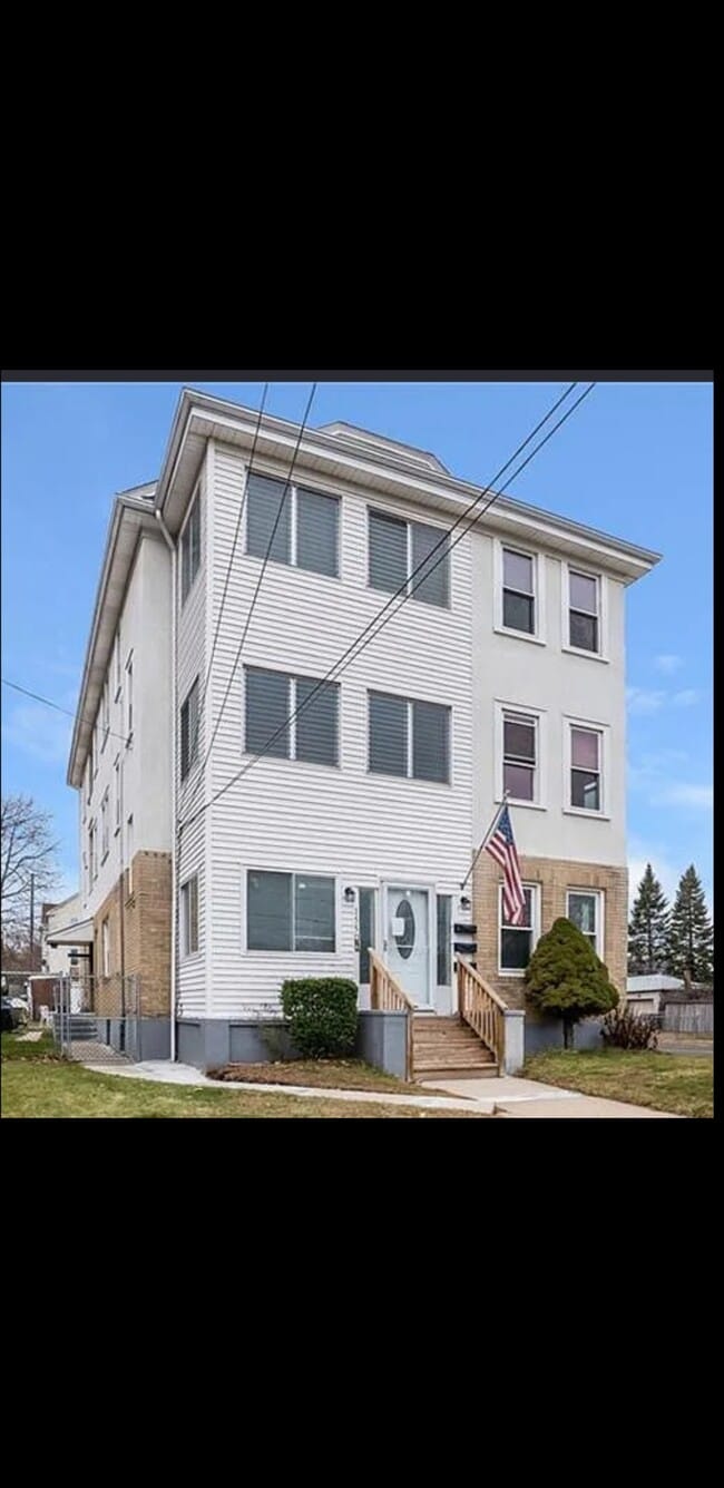 Building Photo - 155 Linwood St Unit 2nd floor apartment