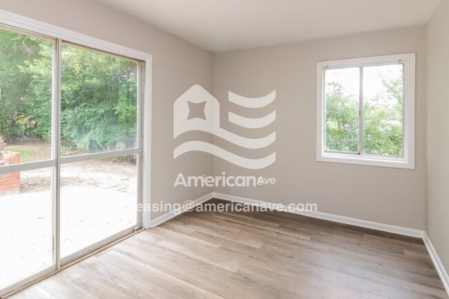 Photo - 453 Camden Dr