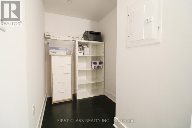 Photo - 955 Bay St. Unité 2612