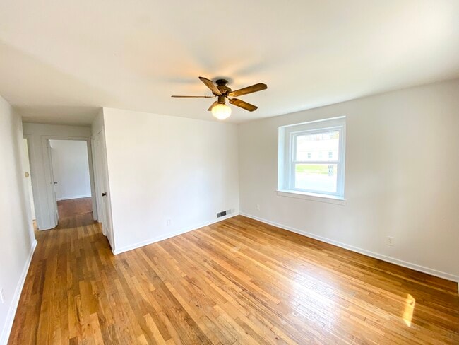 Photo - 58 Waddell Rd