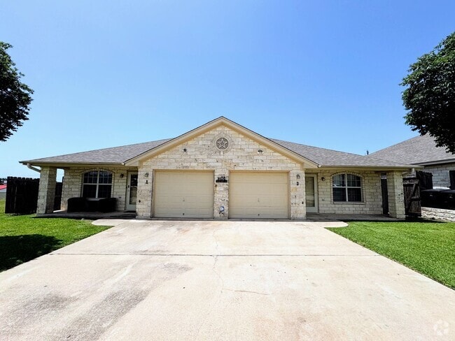 Building Photo - 1108 Powder River Dr Rental