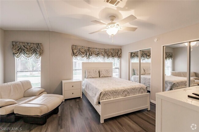 Building Photo - 1726 Cape Hatteras Dr Rental