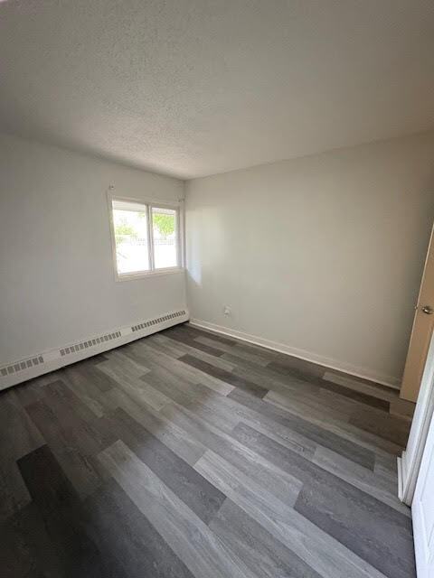 Photo - 5328-154 54 St