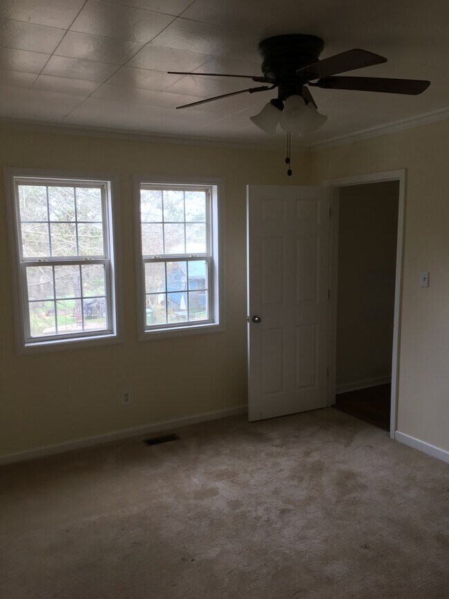 Photo - HOGANSVILLE- 604 Elm St 2 Bedroom 1 Bath