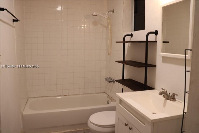 Photo - 5743 Lincoln St Unidad 2