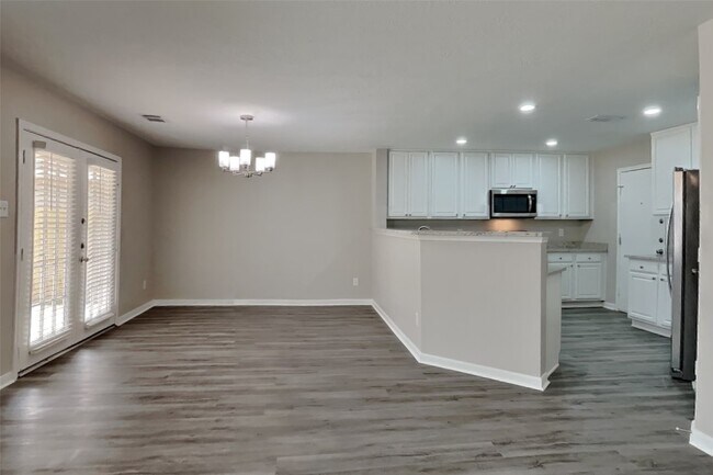 Photo - 7734 Pasture Bend Ln