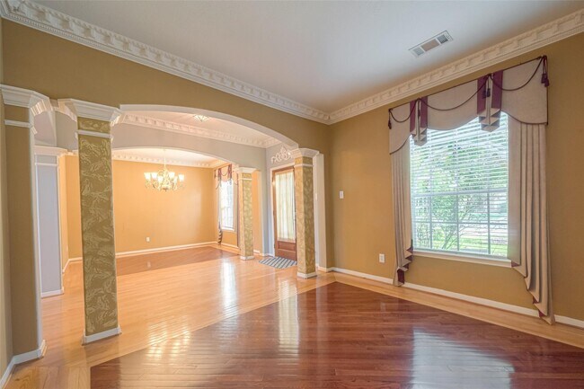 Photo - 13006 Turnbridge Trail