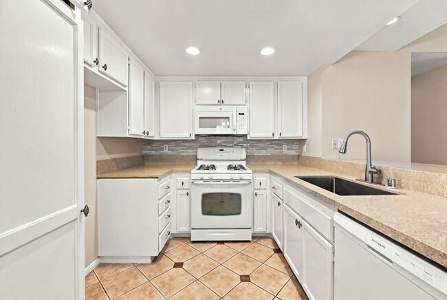 5706 Old Village Rd