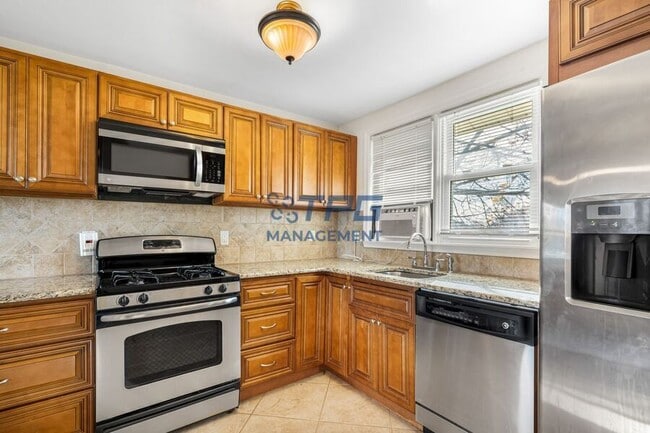 Photo - 9 Thompson St Unit 2