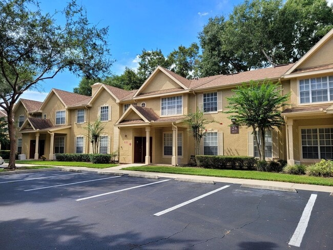 Crescent Place at Lake Lotus - Crescent Place at Lake Lotus Apartment Unit CP 26-201