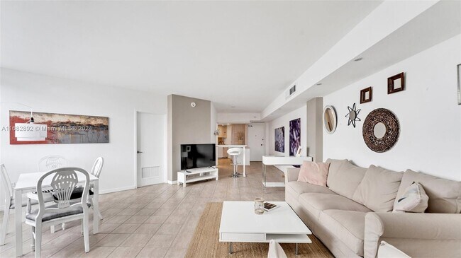 Photo - 905 Brickell Bay Dr Unit #1130 updated