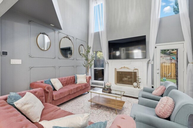 Photo - 537 Purdue Dr Unit ID1320744P