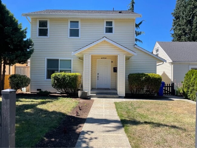 Building Photo - 4324 Hoyt Ave Unit A Rental