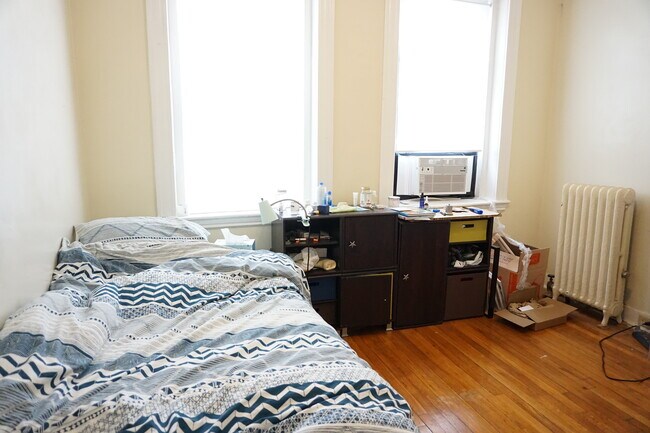 Photo - 161 Kelton St