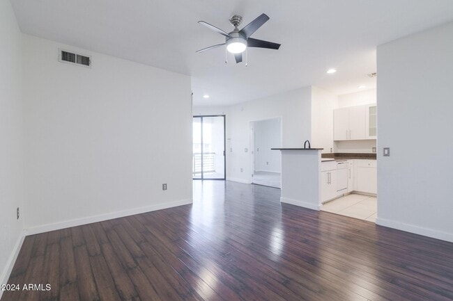 Building Photo - 6900 E Princess Dr Unit 2196