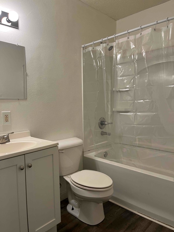 Photo - 214 NW Chapel Dr Unit 1