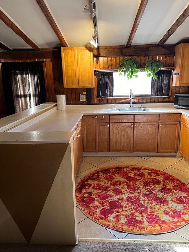 Photo - 1040 Taylorsville Rd Unit 2 bedroom