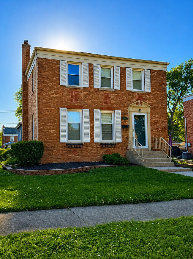 Photo - 1518 Cleveland Ave