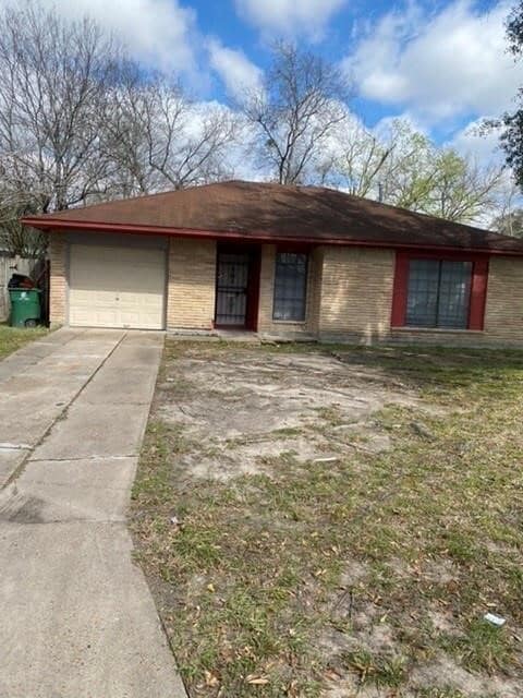 Building Photo - 5814 Mackinaw St