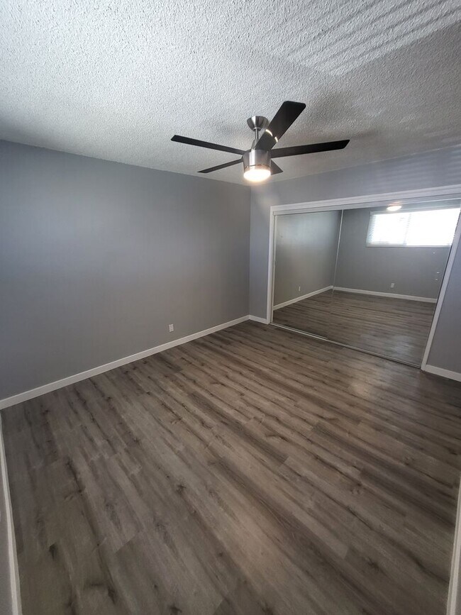 721 Venice Way