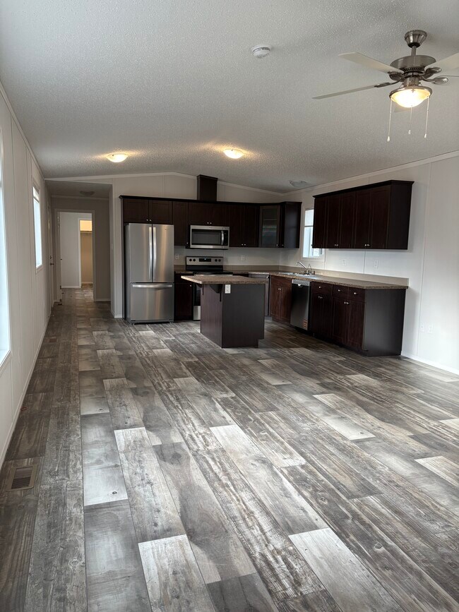 Photo - Maple Oak Ridge