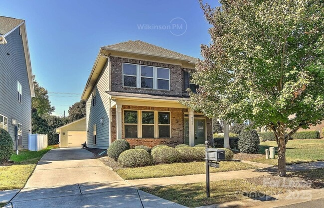 Building Photo - 8765 Aspinwall Dr