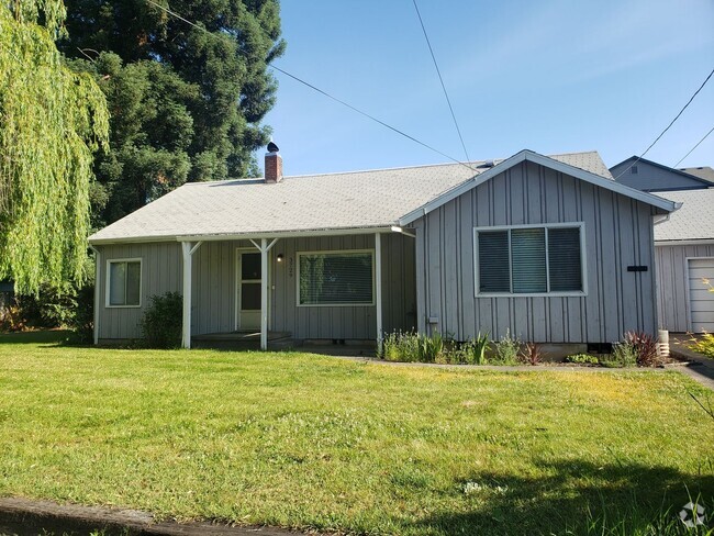 Building Photo - **PENDING** Unique Forest Grove Ranch with... Rental