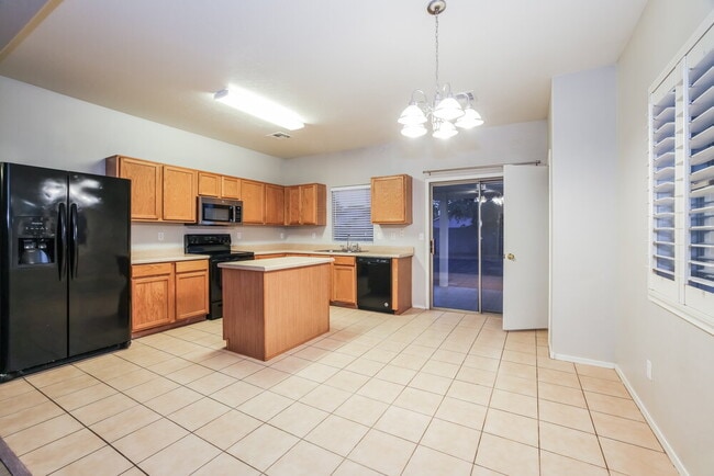 Photo - 1937 E Lusitano Loop