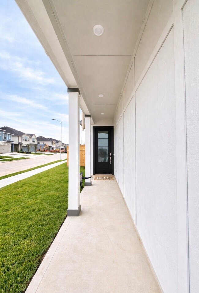 Photo - 5422 Holly Hvn Ct